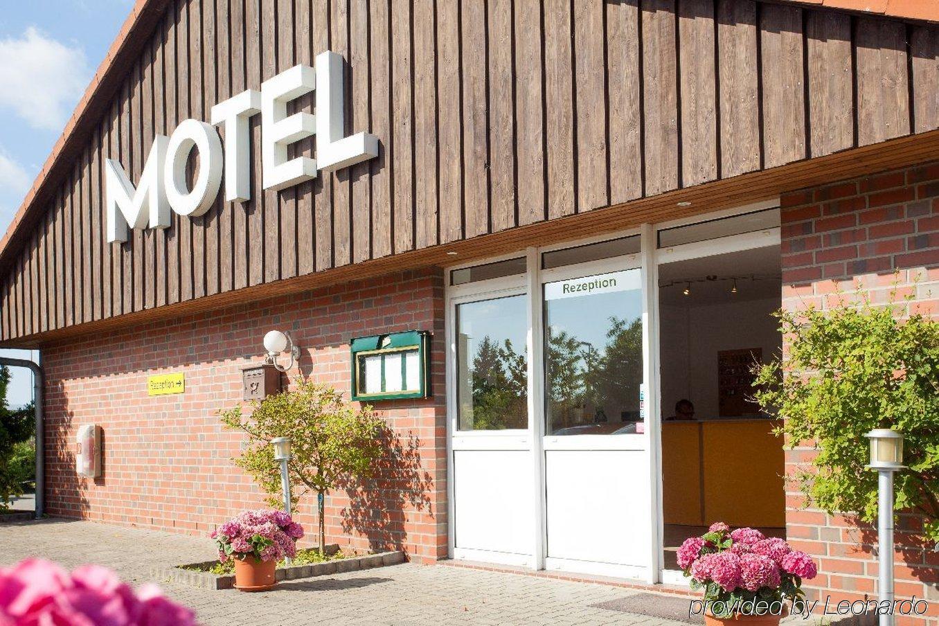 Motel Stralsund Bagian luar foto