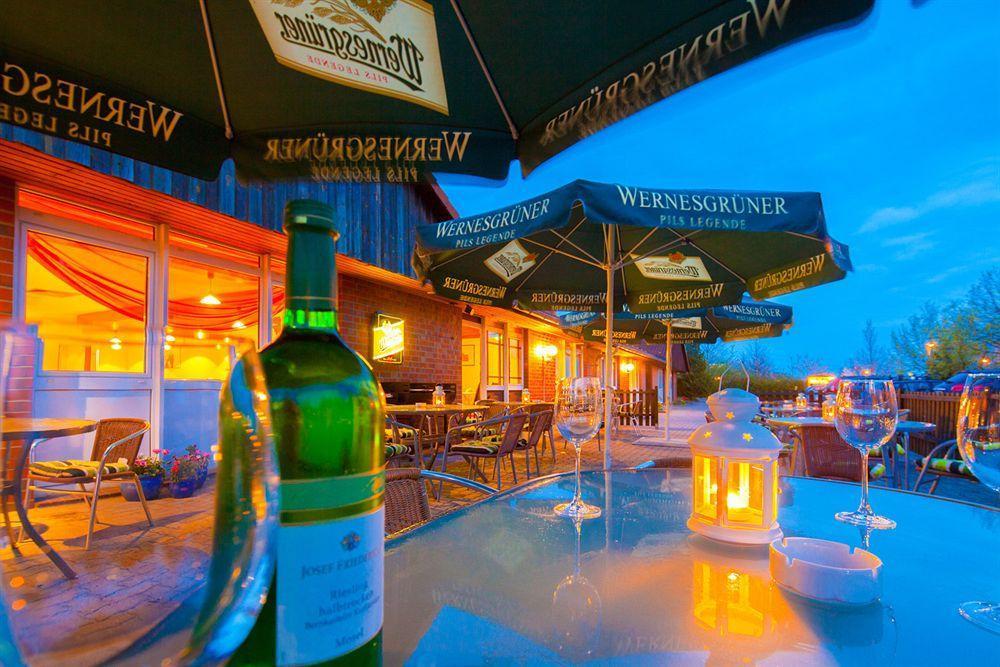 Motel Stralsund Bagian luar foto