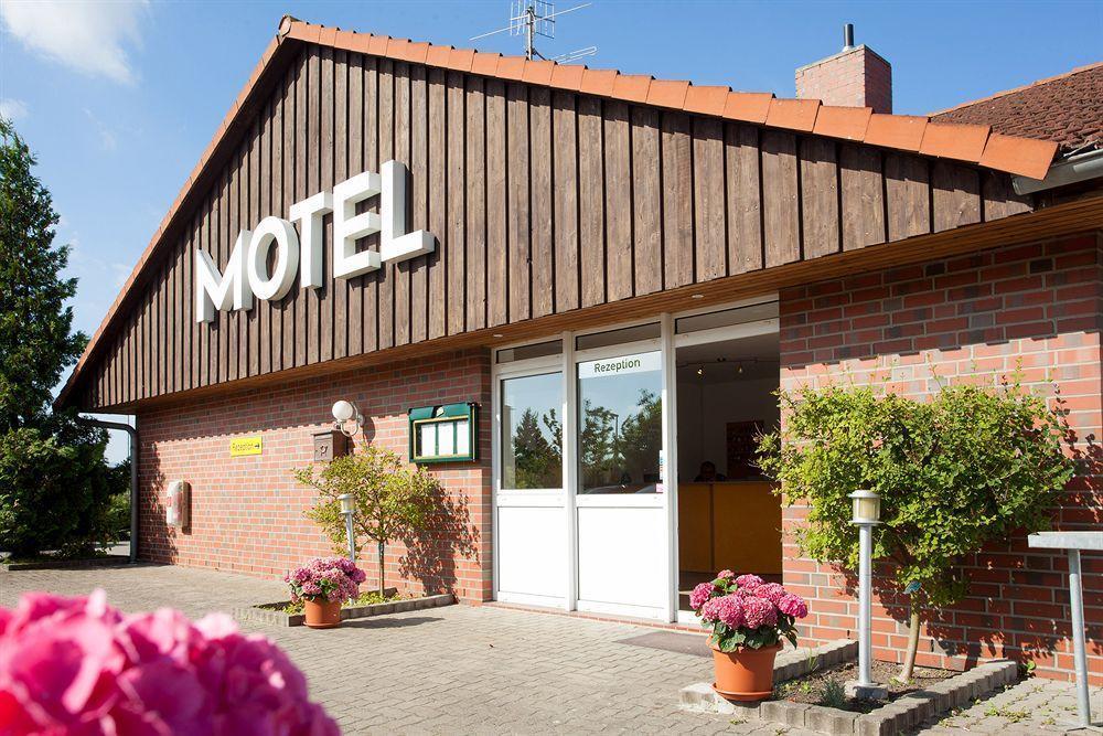 Motel Stralsund Bagian luar foto
