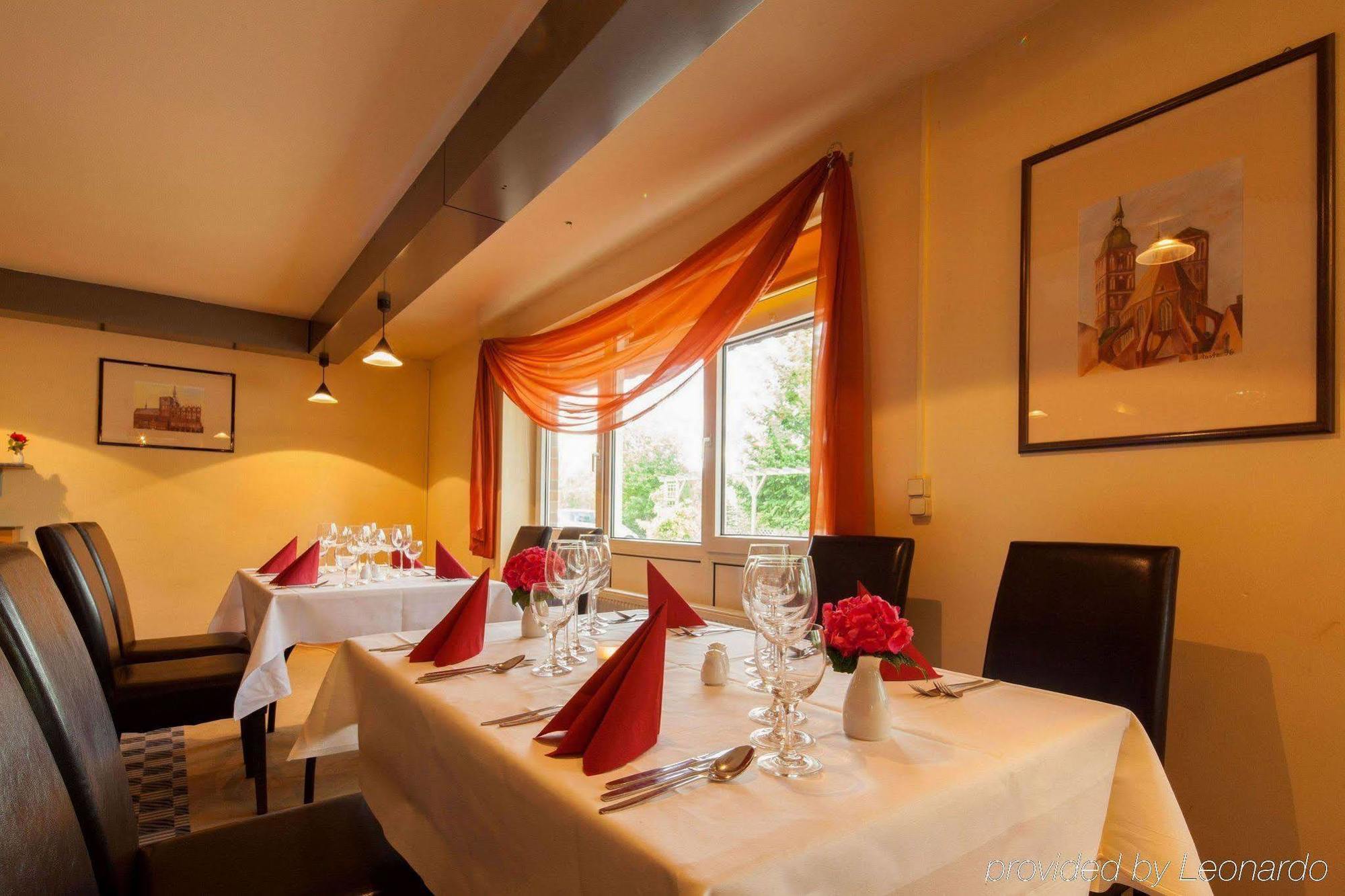 Motel Stralsund Bagian luar foto