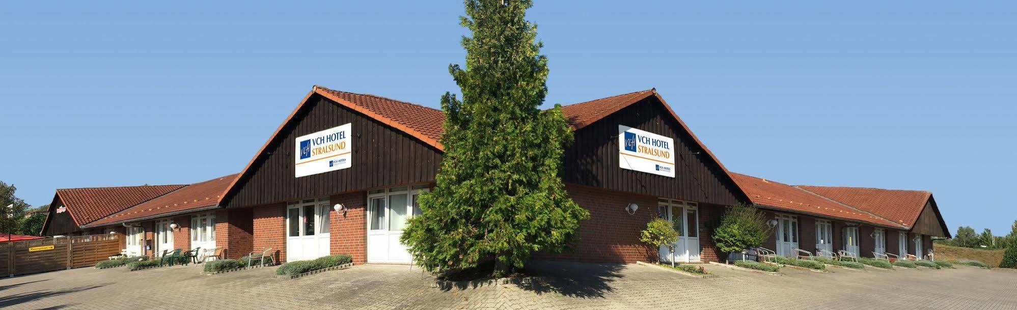 Motel Stralsund Bagian luar foto