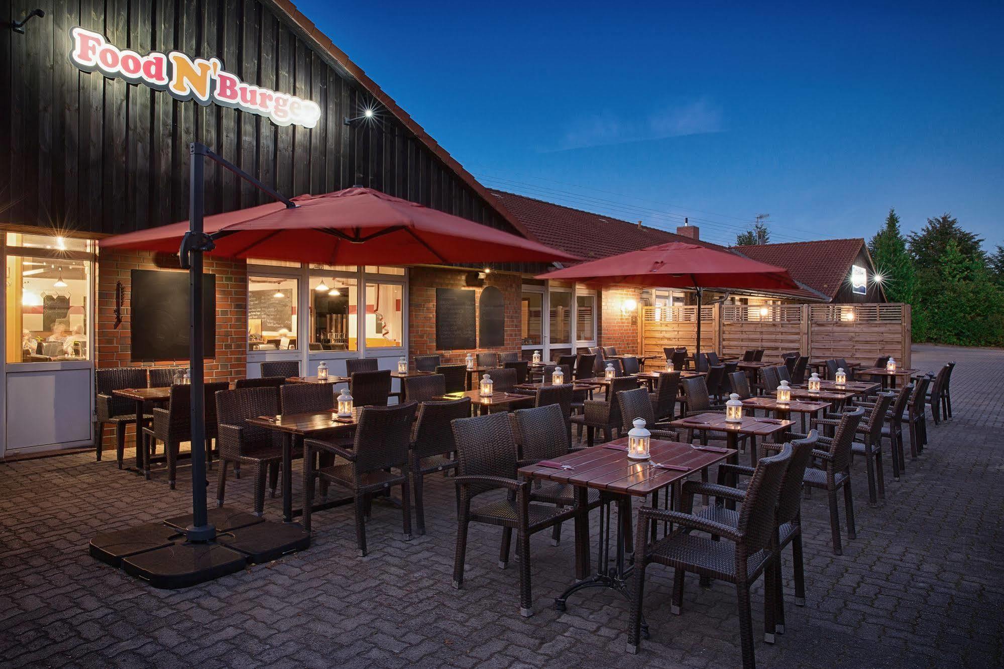 Motel Stralsund Bagian luar foto