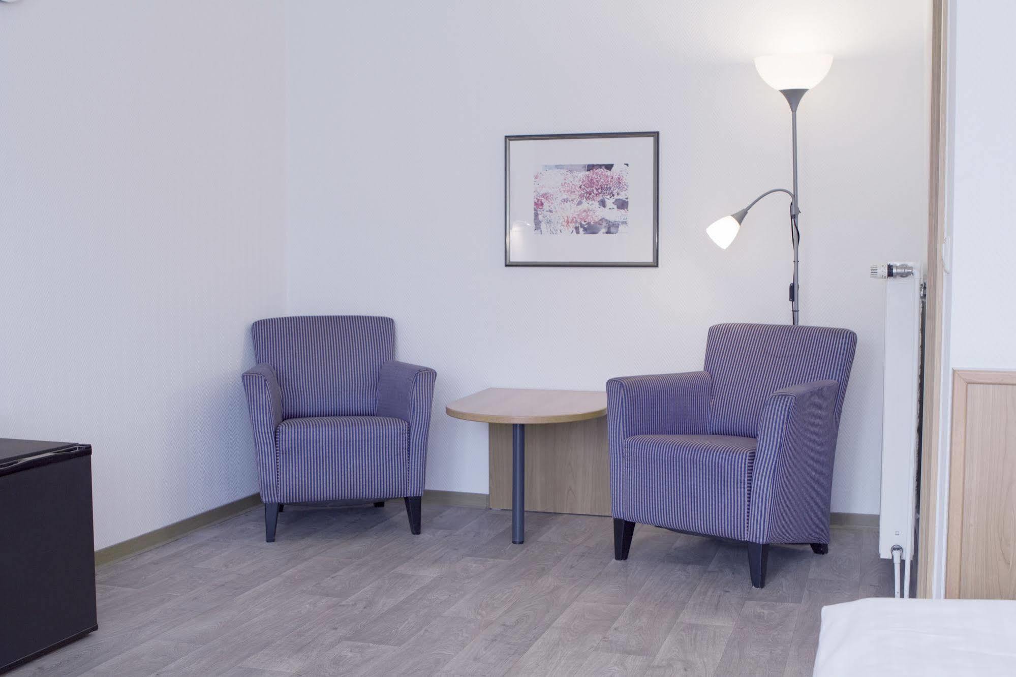 Motel Stralsund Bagian luar foto