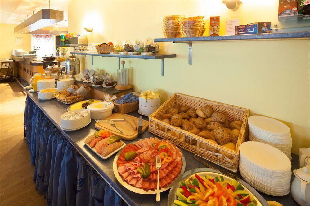 Motel Stralsund Bagian luar foto