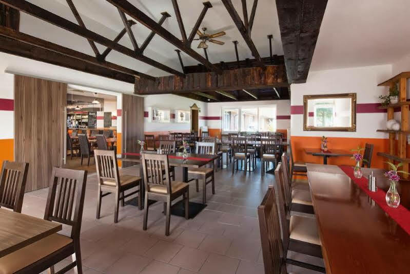 Motel Stralsund Bagian luar foto
