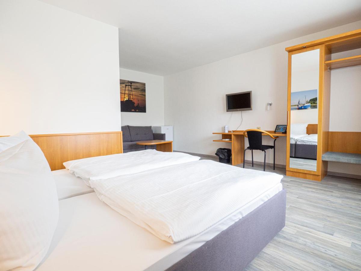 Motel Stralsund Bagian luar foto