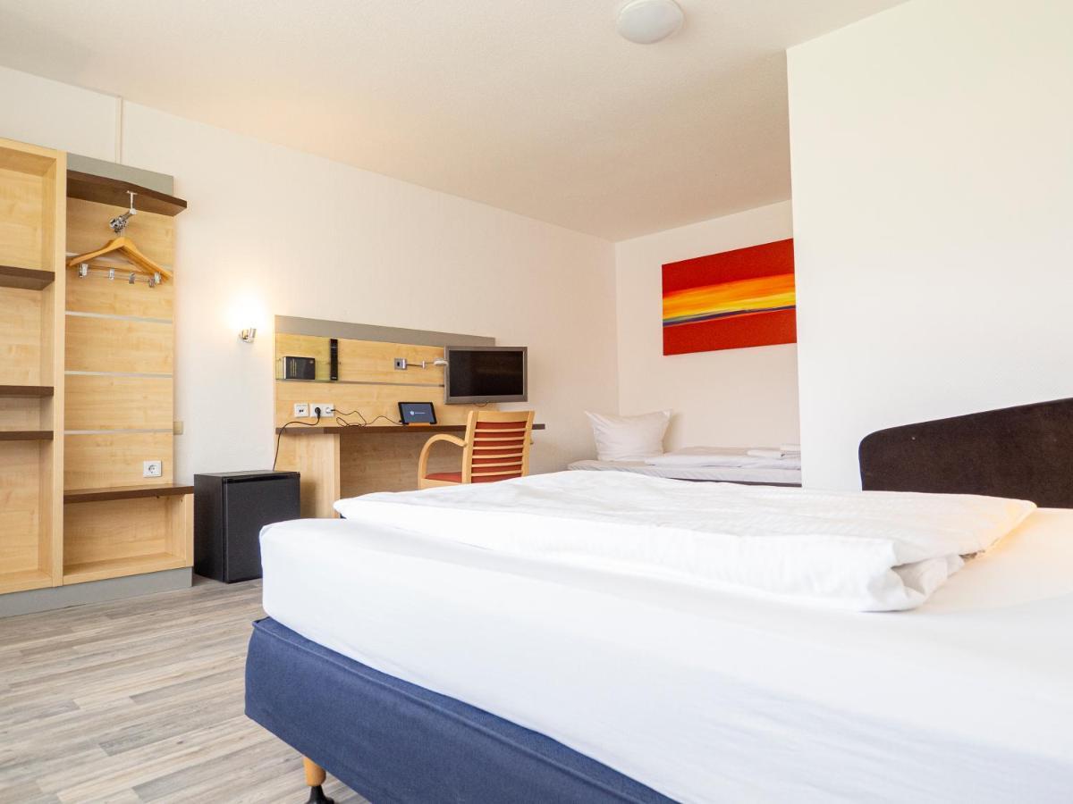 Motel Stralsund Bagian luar foto