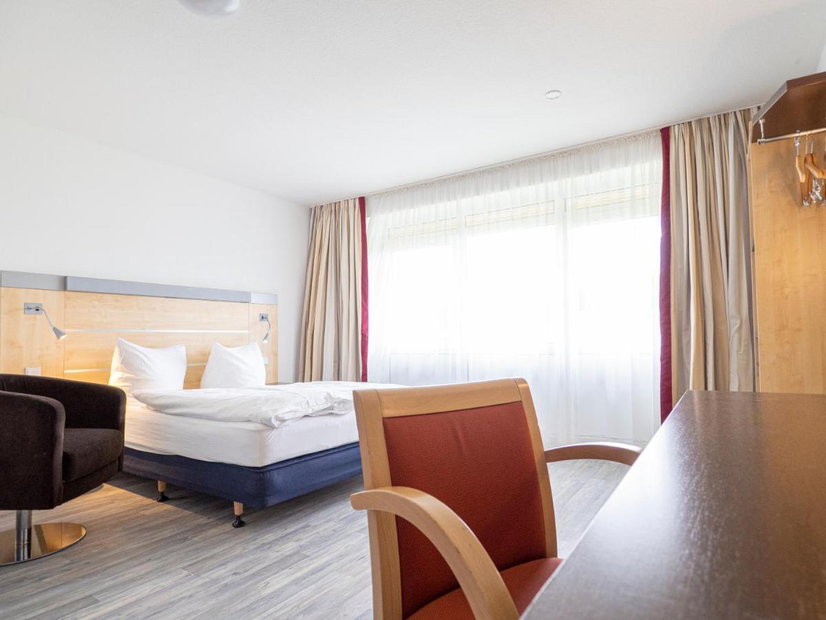 Motel Stralsund Bagian luar foto