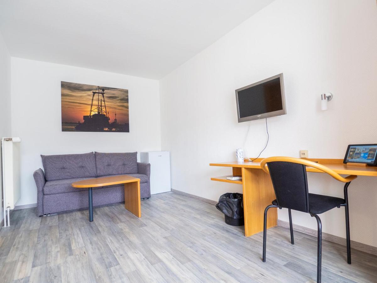 Motel Stralsund Bagian luar foto